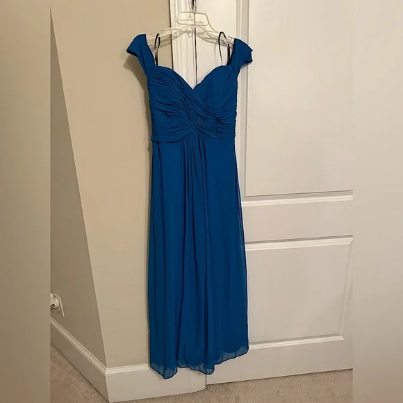 green emerald velvet dress Double Time Pleat Dress main image 0
